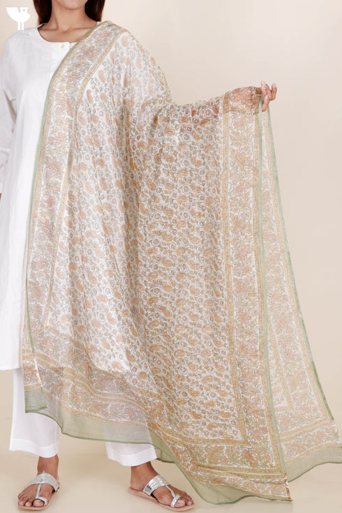 Kota Doria DupattaIn Floral Block Print